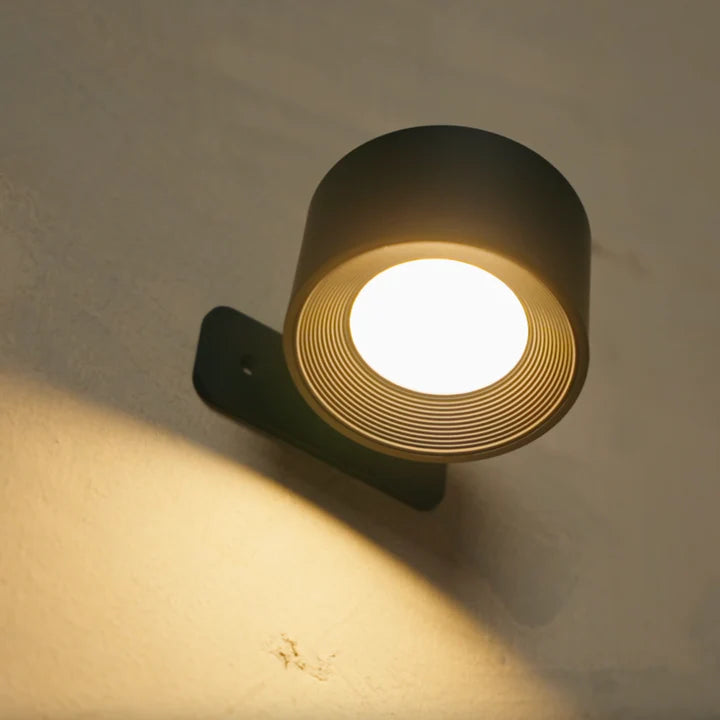InfinityView™ – Modern Minimalist Wall Lamp