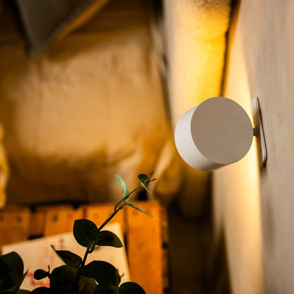 InfinityView™ – Modern Minimalist Wall Lamp